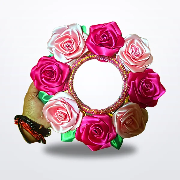 Espejo con rosas de list&oacute;n